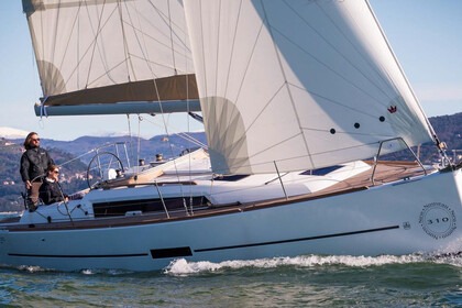 Charter Sailboat Dufour Yachts Dufour 310 GL Zaton