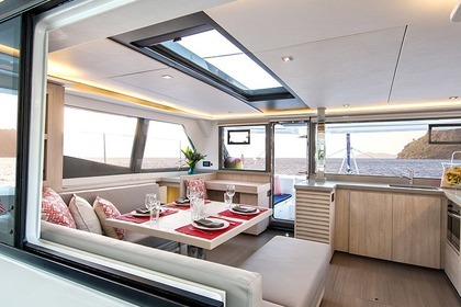 Noleggio Catamarano Moorings 4500 Cannigione