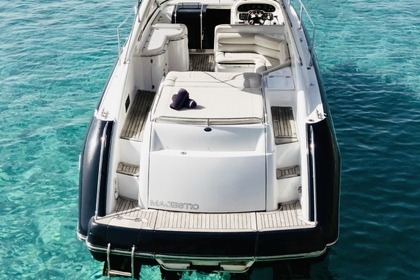 Hire Motorboat Sunseeker Comanche Ibiza