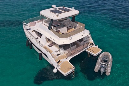Location Catamaran Robertson & Caine Leopard 43 Hyères