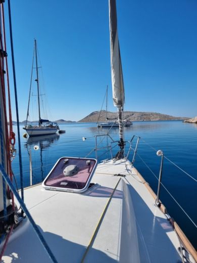 Jezera Sailboat BENETEAU FIRST 35 alt tag text