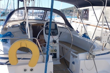 Rental Sailboat Bavaria 39 Cruiser Trogir