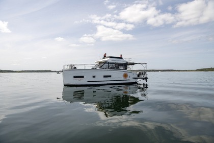 Aluguel Iate a motor Cobra Yachts FUTURA 40 Grand Horizon Göhren-Lebbin