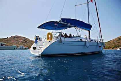 Hire Sailboat Beneteau Cyclades 43.4 Gümbet