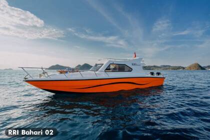 Alquiler Lancha Axopar 28 T-top Labuan Bajo