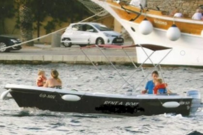 Hire Motorboat VEN 501 Milna