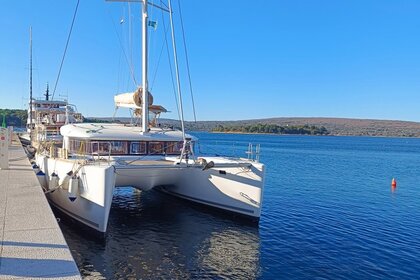 Verhuur Catamaran Lagoon-Bénéteau Lagoon 400 S2 - 4 + 2 cab. Punat