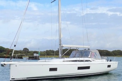 Miete Segelboot Bénéteau Oceanis 51.1 - 5 + 1 cab. Lefkada