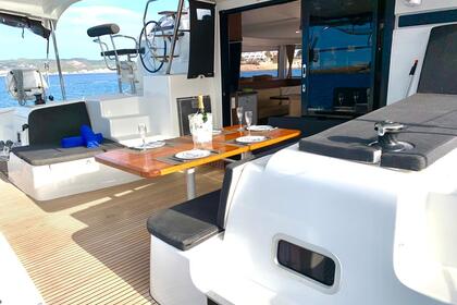 Rental Catamaran Lagoon Lagoon 42 San Blas Islands