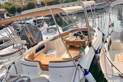 Rental Motorboat Eolo Eolo 590 Ksamil
