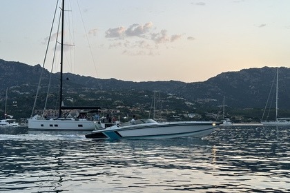 Charter Motorboat Formula 311 SR-1 Porto Cervo