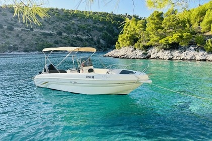 Charter Motorboat Speedy Evo 590 Milna