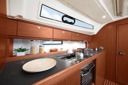 Alquiler Velero BAVARIA CRUISER 41 Distrito de Ponta Delgada