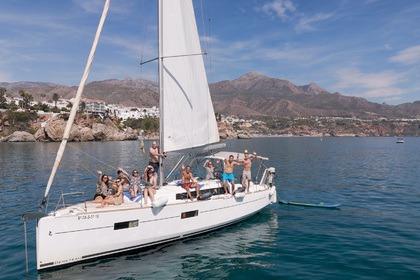 Alquiler Velero Beneteau Oceanis 38 Málaga