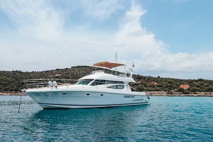 Rental Motor yacht JEANNEAU PRESTIGE 46 FLY Split