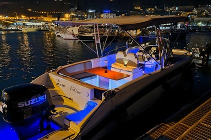 Hire Motorboat Saver 750 W.A. Salerno