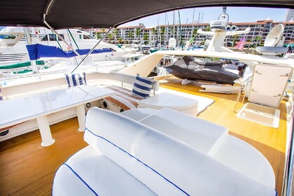 Charter Motor yacht Ferretti Forli Puerto Vallarta