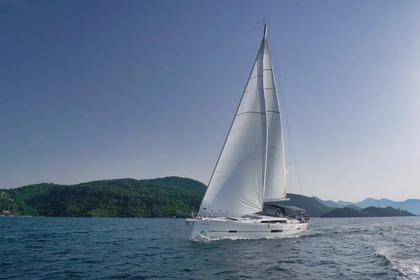 Charter Sailboat Dufour 520 Grand Large Marmaris