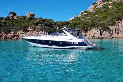 Hire Motorboat Sunseeker International Camargue 44 Cannigione