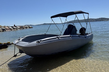 Charter Boat without licence  Bateau sans permis FUNYAK 450 Grimaud