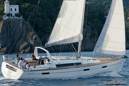 Чартер Парусная яхта BENETEAU Oceanis 45 V Сукошан