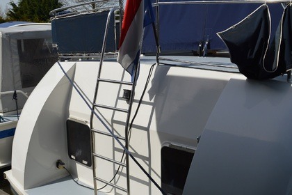 Charter Houseboat Tyvano 38 Woubrugge