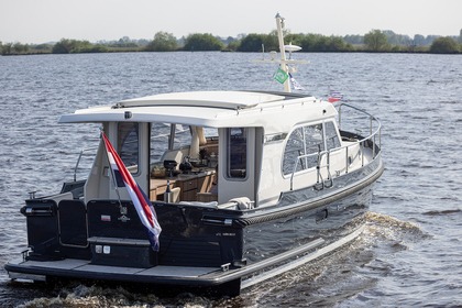 Verhuur Motorboot Linssen Grand Sturdy 35.0 Sedan Sneek