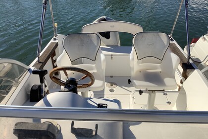 Location Bateau à moteur Capelli Capelli cap 23 wa Le Grau-du-Roi