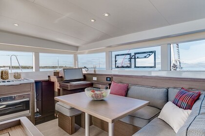 Charter Catamaran Lagoon-Bénéteau Lagoon 40 - 4 + 2 cab  Dubrovnik