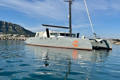 Rental Catamaran CONSTRUCTION AMATEUR Custom Hyères