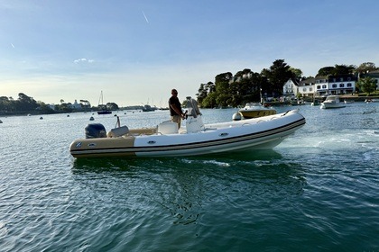 Location Semi-rigide Zodiac Medline 750 Combrit