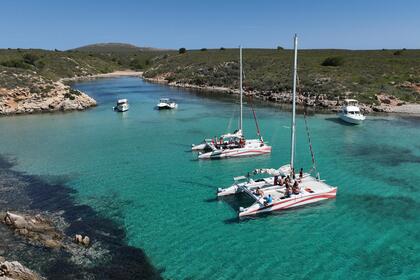 Rental Catamaran Ukelele Catamaran 36 Fornells, Minorca