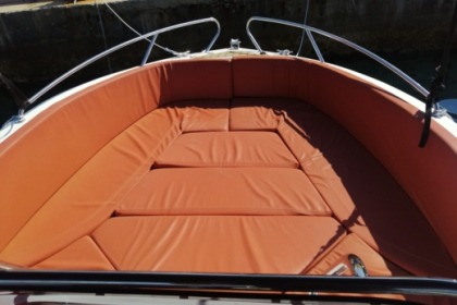 Charter Motorboat Barracuda 545 Podgora