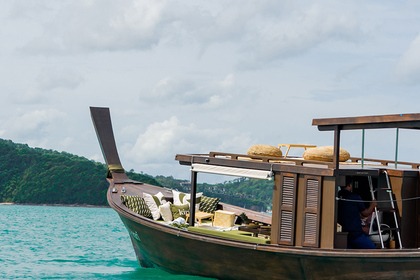 Verhuur Motorboot Traditional Woodcraft Luxury Long-tail Changwat Phuket
