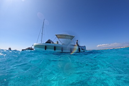 Alquiler Lancha Zephyr Boats Zephyr 800 Santa Eulalia del Río