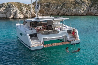 Hire Catamaran Fountaine Pajot Astréa 42 Palermo