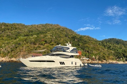 Hire Motor yacht Sea Ray L590 FLY La Paz