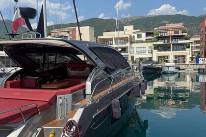 Hire Motorboat Cranchi Cranchi M 44 Herceg Novi
