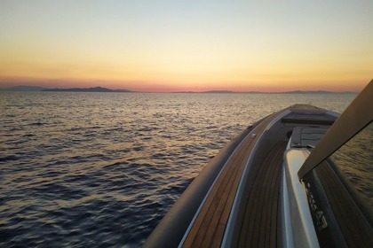 Noleggio Barca a motore TECHNOHULL OMEGA 47 Antiparos