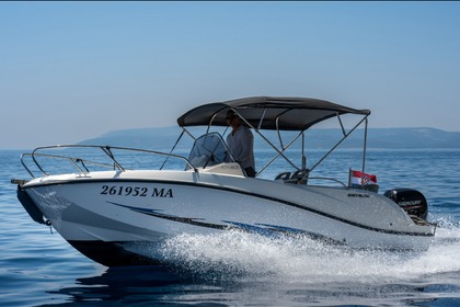Charter Motorboat Quicksilver 605 activ open Makarska