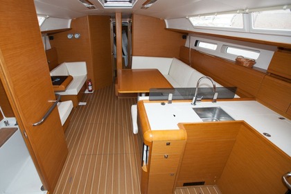 Чартер Парусная яхта  Sun Odyssey 439 Сан-Мигель-де-Абона