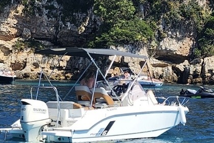 Location Bateau à moteur Beneteau Flyer 6 avec Cabine Antibes
