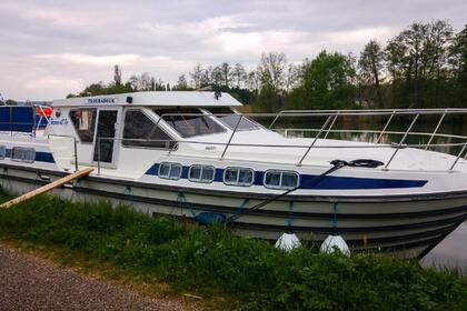 Charter Houseboat Custom Tarpon 42 TP (Luzech) Luzech