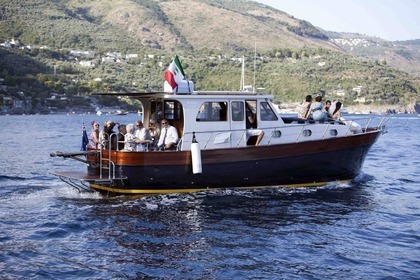 Rental Motorboat Comena 37 Positano