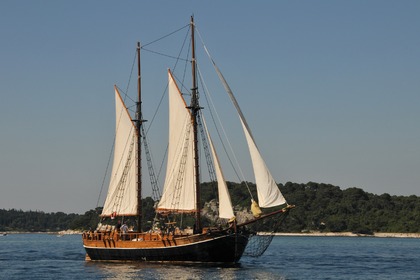 Charter Sailboat Trabakul Ketch Rijeka