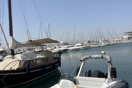 Ενοικίαση Φουσκωτό Orizon 550 Βάρκιζα