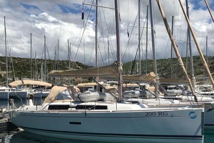 Rental Sailboat DUFOUR 335 Grand Large Primošten