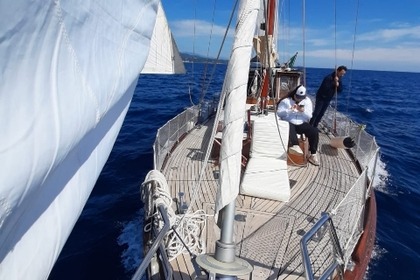 Miete Segelboot Cantieri 14 mt La Spezia