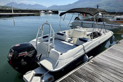 Location Bateau à moteur BAYLINER ELEMENT 180 Lac du Bourget