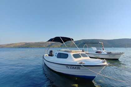 Rental Motorboat Metalplast Adria 500 Poljica, Marina